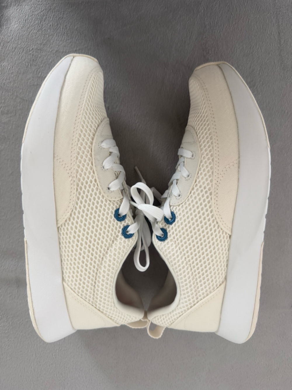 allbirds Women’s Courier - Picture 4 of 10